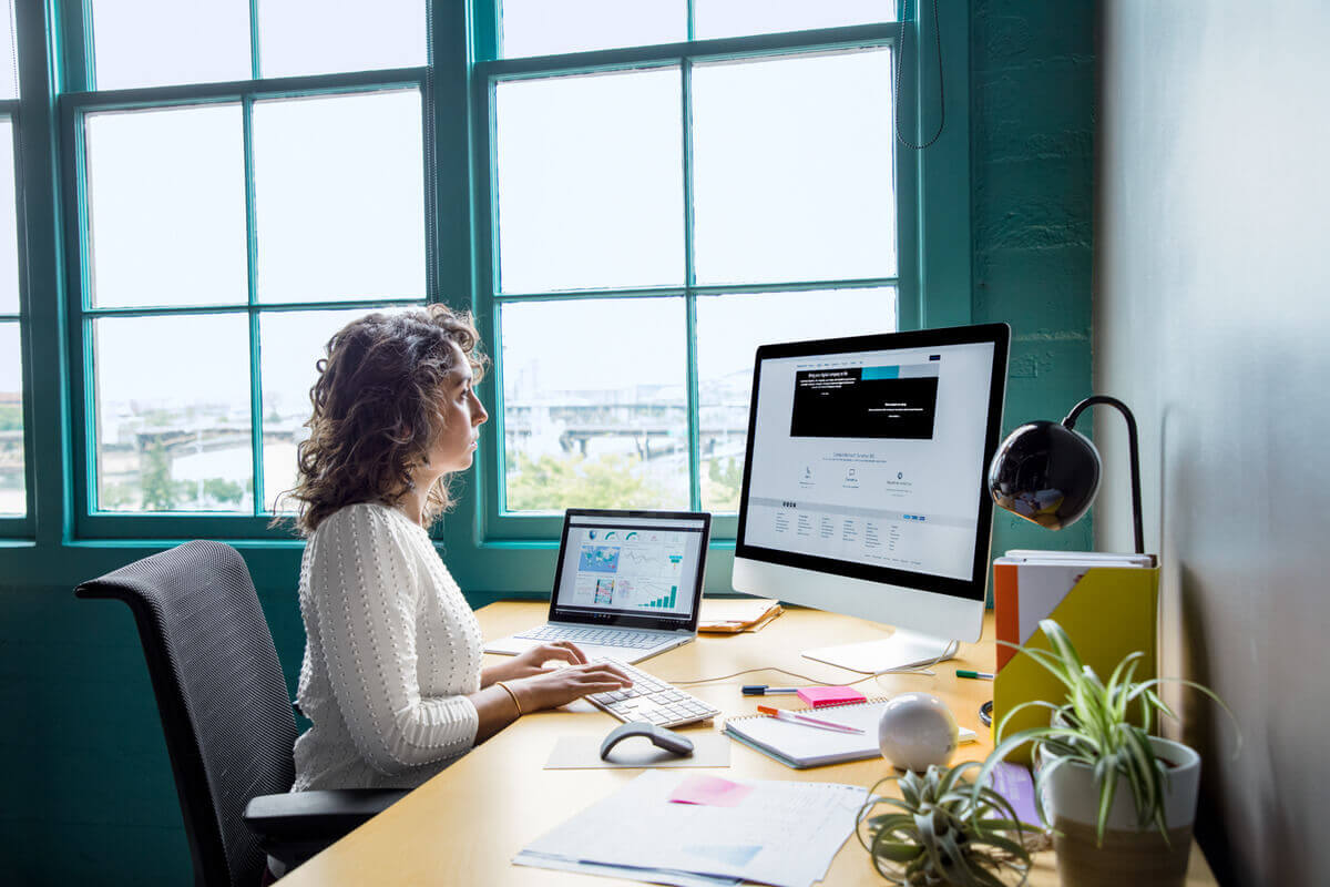 Image Person Working
